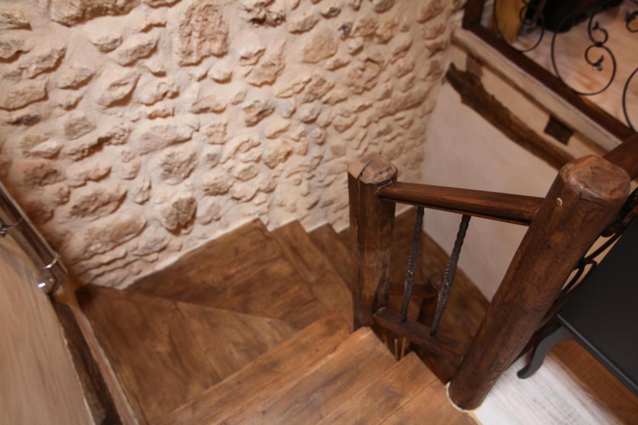 Villa Wabisabi Townhouse Montejo de la Vega de la Serrezuela Exterior foto
